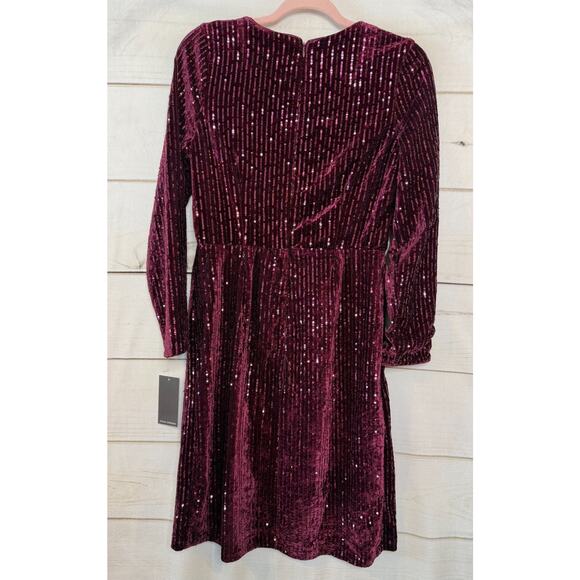 Julie Jordan Velvet Long Sleeve Sequin Dress in Wine Color Size 8 NWT - Picture 2 of 7